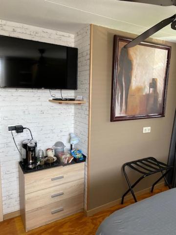 דירות זנדאם Tinyhouse Woody At The Water מראה חיצוני תמונה