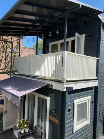 דירות זנדאם Tinyhouse Woody At The Water מראה חיצוני תמונה